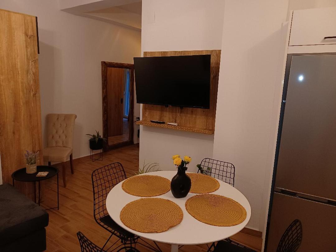Kirkis Appartement *